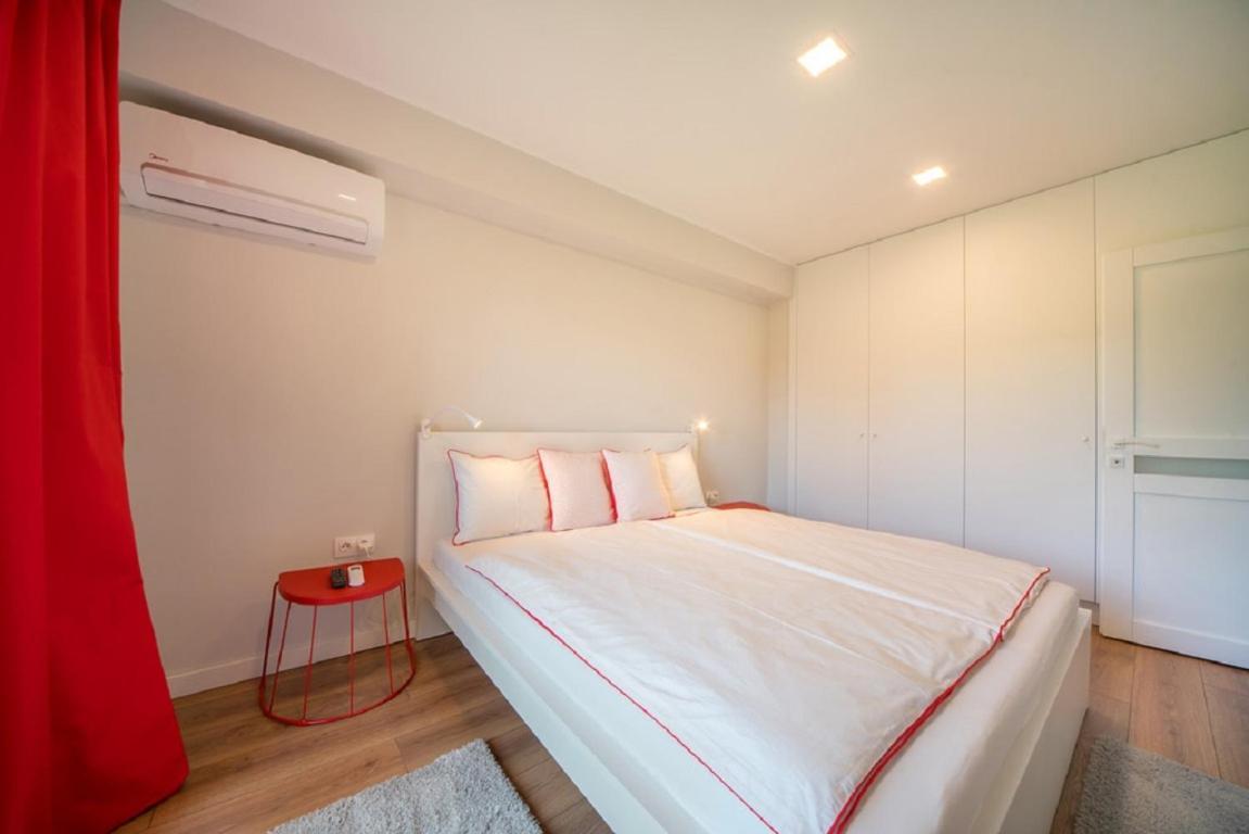 Res Apartman Eger Exteriör bild