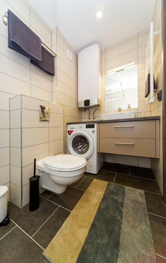 Res Apartman Eger Exteriör bild